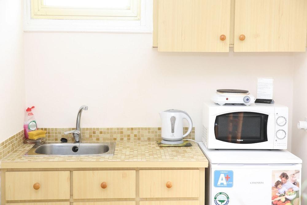 Antonis G. Hotel Apartments 보로클리니 외부 사진